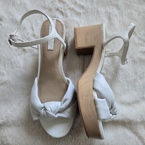 Copper Key White and Tan Sandals with Knotted Detail